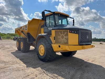 John Deere 410E II Off-Highway Truck