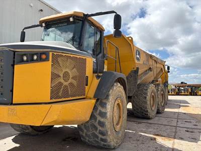 John Deere 460E II Off-Highway Truck