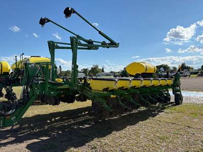 John Deere 1770NT Planter / Row Unit