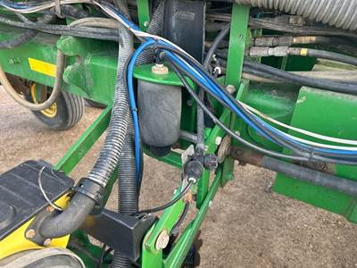 John Deere 1770NT Planter / Row Unit