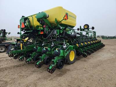 John Deere DB60 Planter / Row Unit