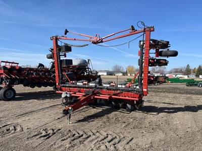 White 6122 Planter / Row Unit
