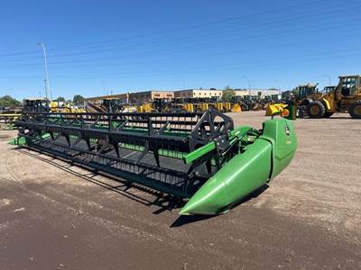 John Deere 635D Platform