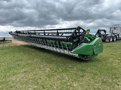 John Deere 635F Platform