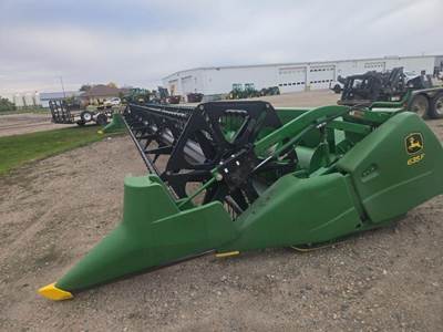 John Deere 635F Platform