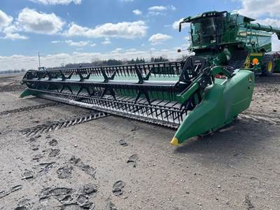 John Deere 635FD Platform