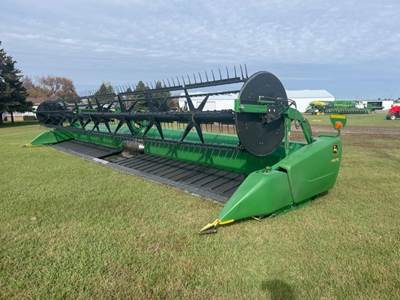 John Deere 640FD Platform
