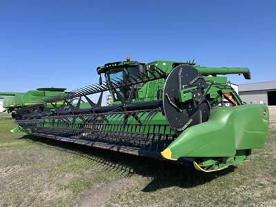 John Deere 640FD Platform