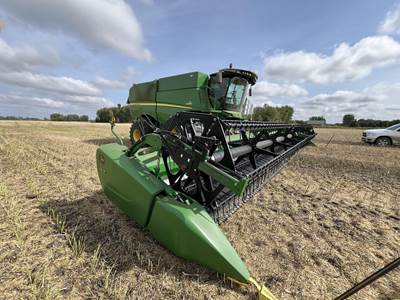 John Deere 640FD Platform