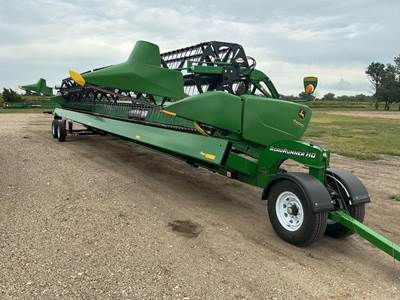 John Deere 640FD Platform