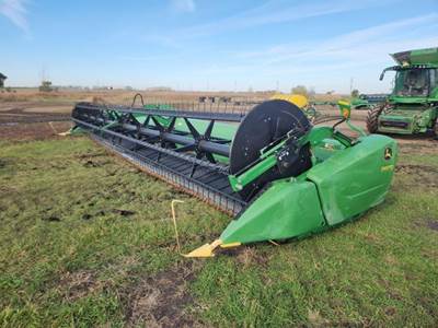 John Deere 640FD Platform