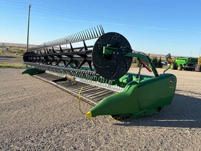 John Deere 745FD Platform