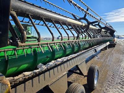 John Deere 930F Platform