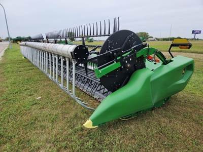 John Deere RD40F Platform