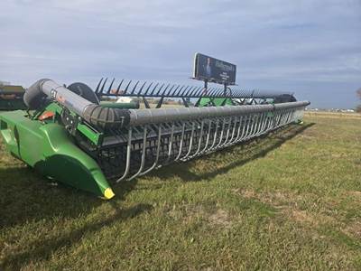 John Deere RD40F Platform