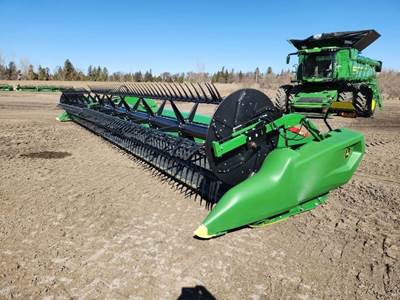 John Deere RD45F Platform