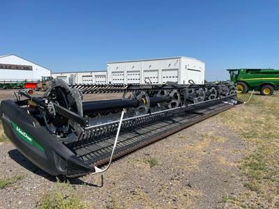 MacDon FD245 Platform