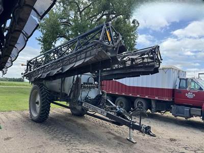 Flexi-Coil S67 Pull-Type Sprayer