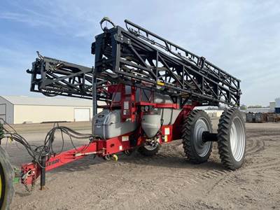 TOP AIR TA1600 Pull-Type Sprayer