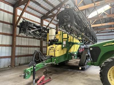 TOP AIR TA1600 Pull-Type Sprayer