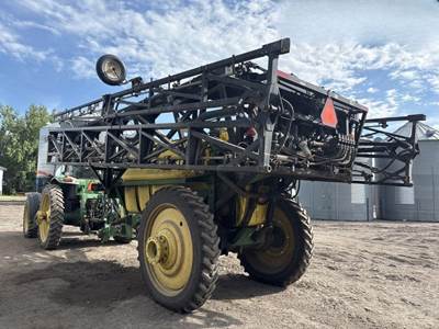 TOP AIR TA1600 Pull-Type Sprayer