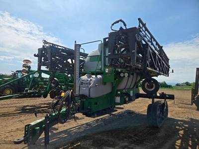 TOP AIR TA2400 Pull-Type Sprayer