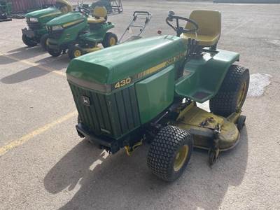 John Deere 430 Riding Lawn Mower
