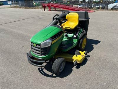 John Deere E180 Riding Lawn Mower