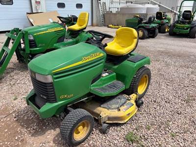 John Deere GX325 Riding Lawn Mower