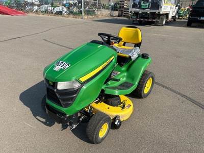 John Deere X304 Riding Lawn Mower