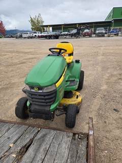 John Deere X304 Riding Lawn Mower