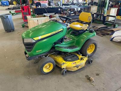 John Deere X320 Riding Lawn Mower