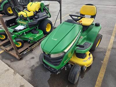 John Deere X354 Riding Lawn Mower