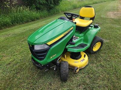 John Deere X354 Riding Lawn Mower
