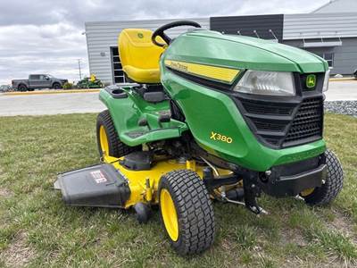 John Deere X380 Riding Lawn Mower