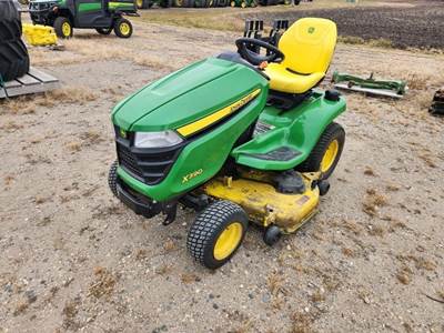 John Deere X390 Riding Lawn Mower