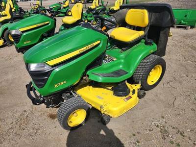 John Deere X394 Riding Lawn Mower