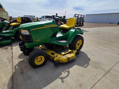 John Deere X475 Riding Lawn Mower