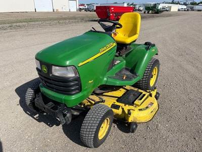 John Deere X485 Riding Lawn Mower