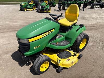 John Deere X534 Riding Lawn Mower