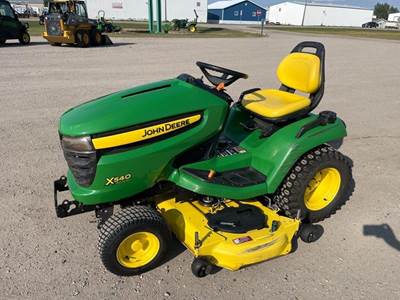 John Deere X540 Riding Lawn Mower