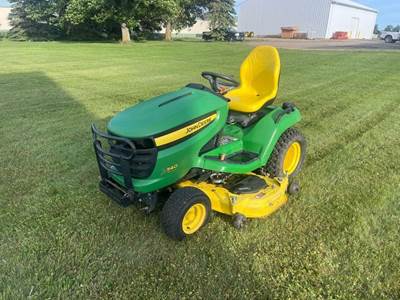 John Deere X540 Riding Lawn Mower