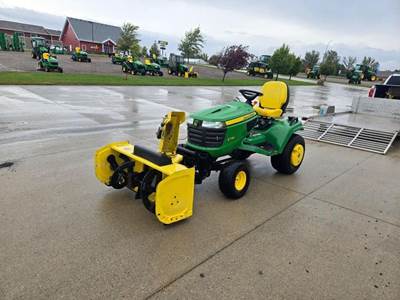 John Deere X730 Riding Lawn Mower