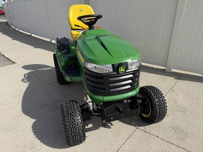 John Deere X739 Riding Lawn Mower