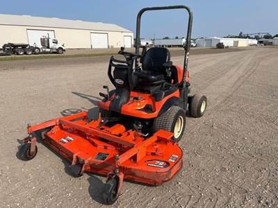 Kubota F2690 Riding Lawn Mower