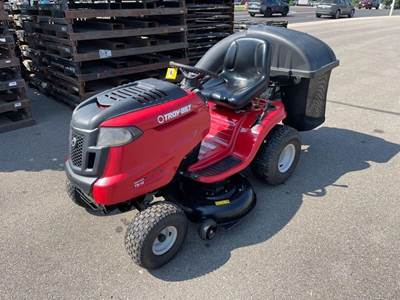 Troy-Bilt TB42 Riding Lawn Mower