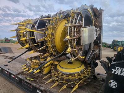 John Deere 772