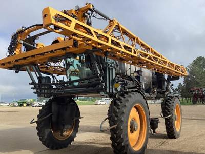 Hagie STS16 Self-Propelled Sprayer