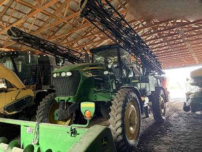 John Deere 4720 Self-Propelled Sprayer