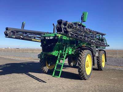 John Deere 616R Self-Propelled Sprayer